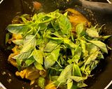 Foto langkah ke 5 dari resep Ayam Woku.
