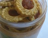 Foto langkah ke 8 dari resep Slai O'lai Pie #RabuBaru: Ada kejunya juga loh!#BikinRamadanBerkesan.