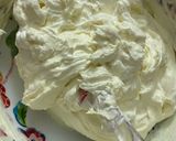 A picture of step 3 of Layered lemon pie.