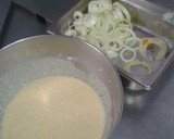 Foto del paso 2 de la receta: Aritos de cebolla con salsa tártara
