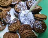 Foto del paso 1 de la receta: Torta de galletitas (súper fácil) tipo Oreo