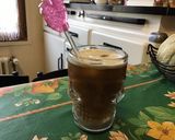 Une image de l'étape 3 de Café glacé à la vanille et touche de lait.