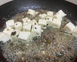 A picture of step 5 of Paneer chingari.