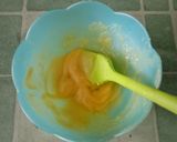 Foto langkah ke 3 dari resep Olesan Carlo (Olesan Untuk Loyang Bolu).