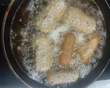 A picture of step 6 of Chicken cheese rolls.