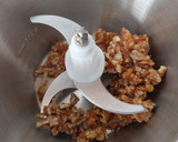 Foto del paso 7 de la receta: Tarta de zanahoria, melocotones y nueces caramelizadas (sin gluten)
