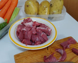 Foto del paso 1 de la receta: Estofado de magro de cerdo ibérico y manteca del mismo