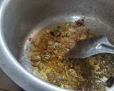 A picture of step 3 of Veg hakka noodles.