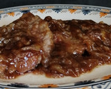 Foto del paso 11 de la receta: Escalopines de ternera con salsa de cebolla caramelizada y reducción de Pedro Ximénez
