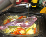 Foto del paso 6 de la receta: Paletilla de cabrito al horno al vino blanco verduras y patata