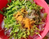 A picture of step 2 of Karhi Pakora.