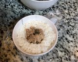 صورة لخطوة 4 من وصفة أرز بالتونة 🍙 Onigiri