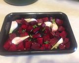 A picture of step 4 of Roasted beetroot with onion, garlic, oregano and parsley.