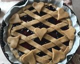 Foto del passaggio 4 della ricetta Crostata di ciliegie con farina integrale e senza lattosio