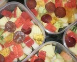 Foto langkah ke 3 dari resep Salad buah layak jual.