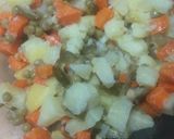 Foto del paso 3 de la receta: Lomo de cerdo al verdeo, a caballo y gratinado con rusa original