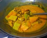 Foto langkah ke 5 dari resep Gulai Ayam Labu Parang.
