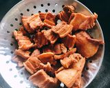 รูปขั้นตอนการทำที่ 4 ของ หมูทอดเกลือ