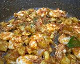 Foto langkah ke 3 dari resep Sambal Kentang Udang.