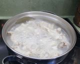 Foto del paso 1 de la receta: Patitas de cordero con tomate