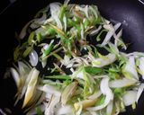 Foto del paso 3 de la receta: Yaki-espaguetti a mi estilo con salsa yakisoba casera...🤔