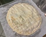 Une image de l'étape 12 de Tourte au porc, petits pois, crème et feta.