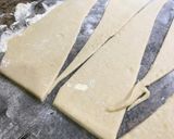 Foto del paso 3 de la receta: Medialunas sin gluten con premezcla Pureza para panes y pizzas