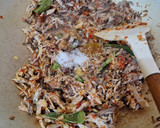 Foto langkah ke 3 dari resep 293. Nasi Bakar Tongkol Suwir.