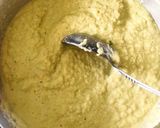 A picture of step 2 of Chana chilla.