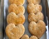 A picture of step 2 of Wheat flour baking Heart Biscuits.