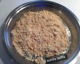 केसर पिस्ता मठरी (kesar pista mathri recipe in Hindi) रेसिपी चरण 1 फोटो