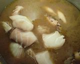Foto del paso 7 de la receta: Guisantes con sepia, cazón y calamares