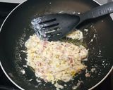 A picture of step 4 of Creamed spinach.