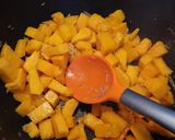 Foto del paso 2 de la receta: Crema de calabaza y castañas