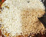 Foto del paso 3 de la receta: Arroz de gamba roja y pimiento de padrón