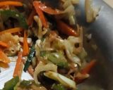 A picture of step 4 of Veg spring rolls.