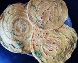 A picture of step 2 of Pudla Pizza Potli.