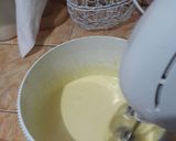 Foto langkah ke 2 dari resep Banana Roll Choco Cake.