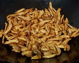 รูปขั้นตอนการทำที่ 4 ของ ไก่ฉีกคั่วเค็ม