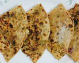 A picture of step 4 of Onion Paratha.
