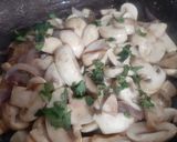 A picture of step 4 of Minty mushroom.
