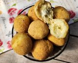 Foto del paso 8 de la receta: 🧀💣Bombas de papa al roquefort 💣🧀