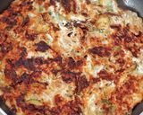 Foto del passaggio 6 della ricetta Frittata con albumi cipolle e zucchine