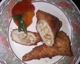 A picture of step 9 of Tasty chicken bread cone.
