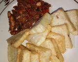 A picture of step 1 of Fried yam with source.