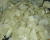 Foto del paso 2 de la receta: Patatas, acelgas y cebolla