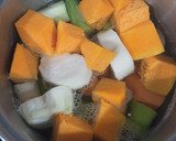 Foto del paso 2 de la receta: Crema de calabaza