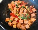 A picture of step 4 of Sour & Spicy Tuna.