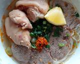 Hình bước làm 4 của món Bún Bò Giò Heo