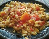 Foto langkah ke 3 dari resep Sambal Gami Telur Orak-Arik.